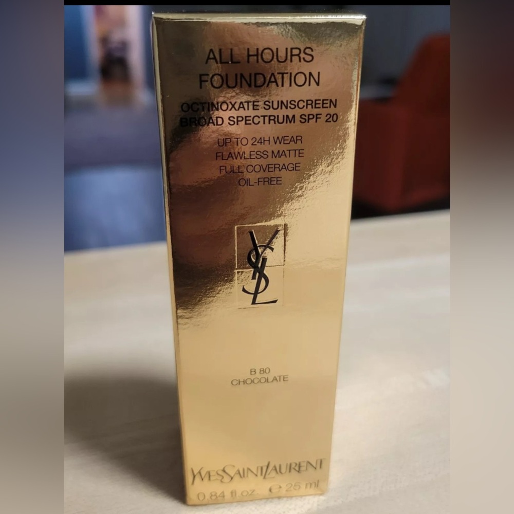 YSL Yves Saint Laurent All Hours Foundation * BD80 CHOCOLATE* 0.84 fl oz